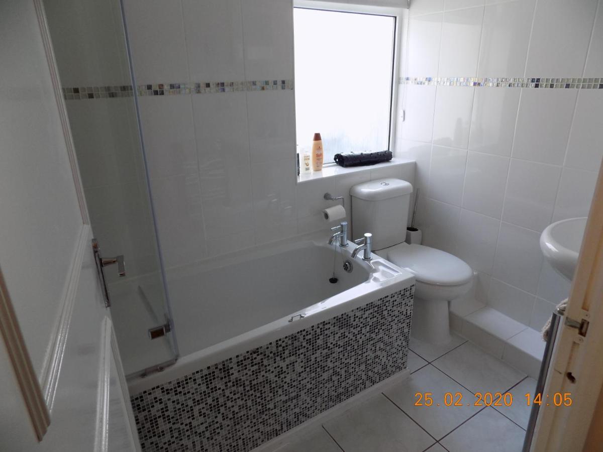 ווינדרמר Oakdene Apartments מראה חיצוני תמונה